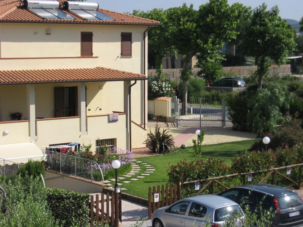I Papaveri Apartments Сан-Винченцо Экстерьер фото