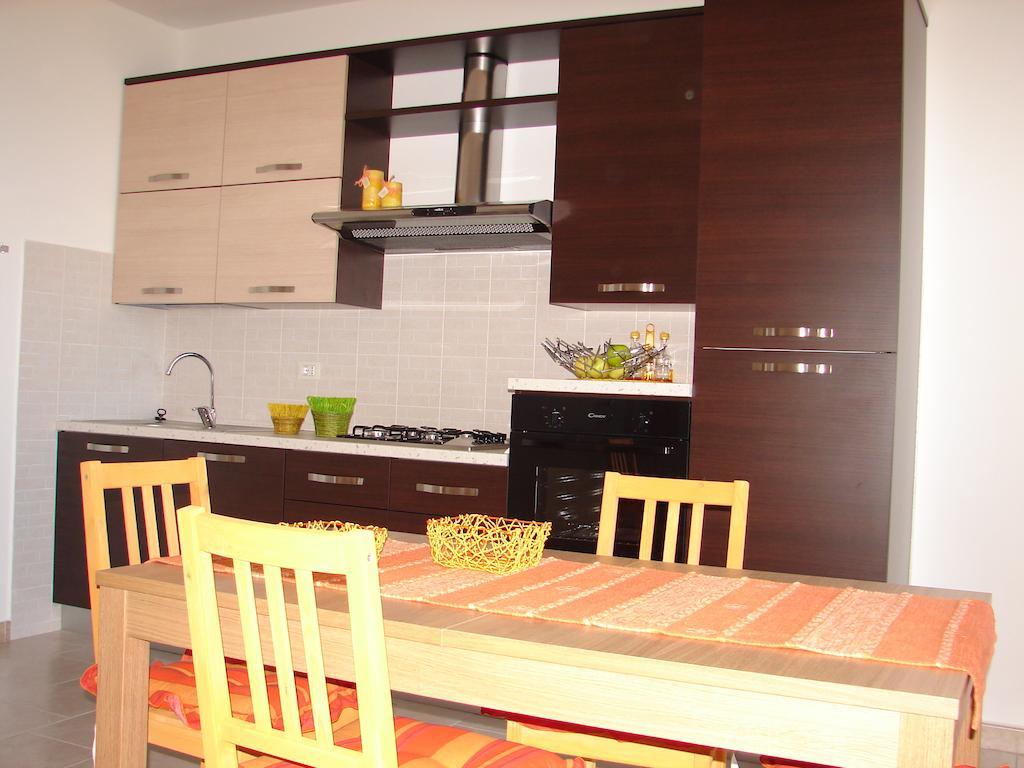 I Papaveri Apartments Сан-Винченцо Экстерьер фото